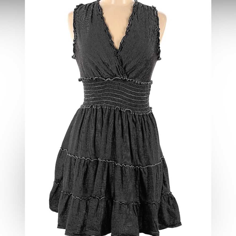NWOT Designer Max Studio Beautiful Sleeveless Casual Mini Dress in M - Picture 1 of 2